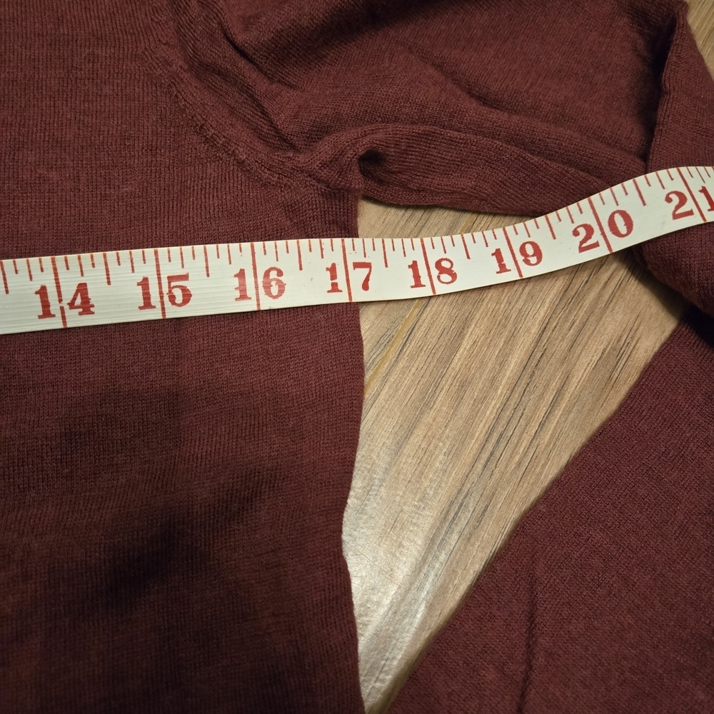 Brooks Brothers Maroon Merino Wool Turtleneck Sweater - Picture 5 of 7